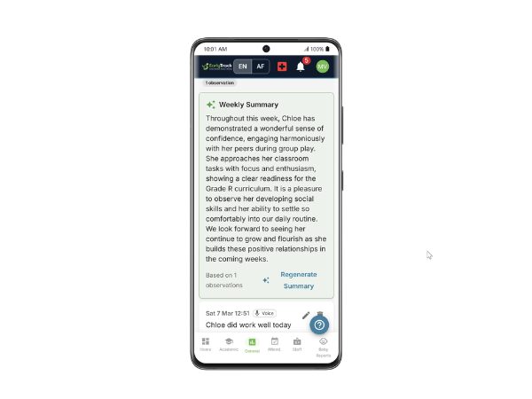 EarlyTrack AI comment generation showing skill rating, observation tags, generated comment, and language toggle